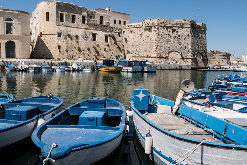 The castle from the port of Gallipoli