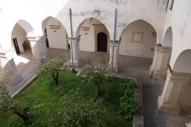 Giardino interno del convento dei frati neri