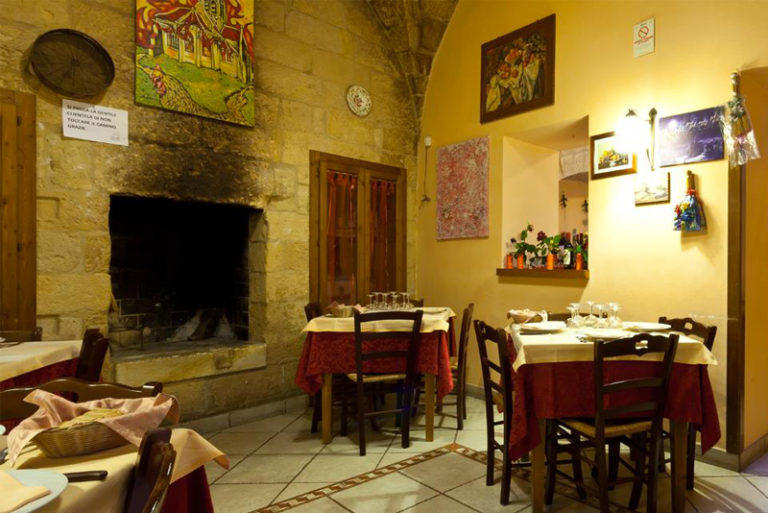Mangiare a lecce in un giorno: la vecchia osteria da toto