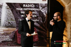 Tony Ingrosso ritira il premio per "Energie a Sud"